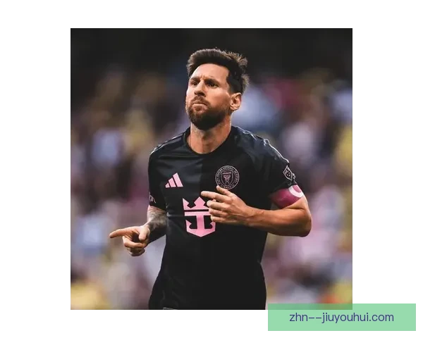 梅西替补登场半场惊艳演出上演帽子戏法震撼全场